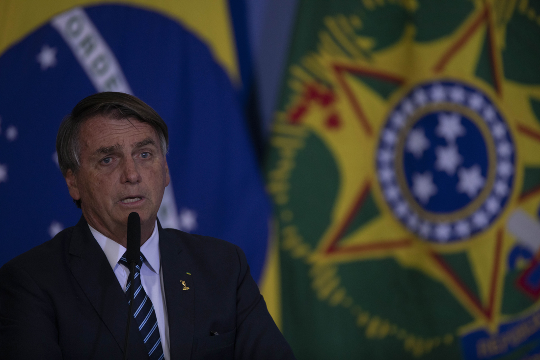 Bolsonaro Pide A Las Mujeres A Armarse Para Evitar Abusos Negocios