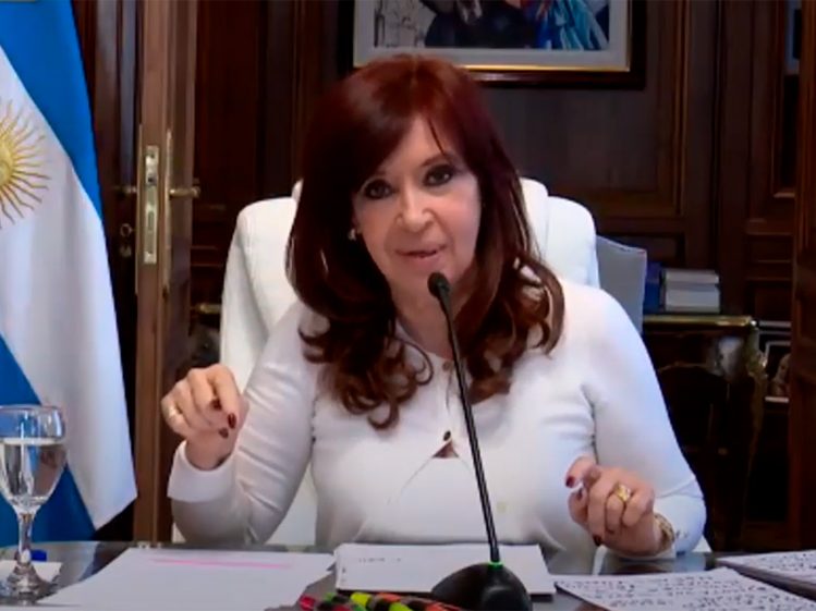 Cristina Kirchner Tacha De Insostenible La Continuidad De Jueza