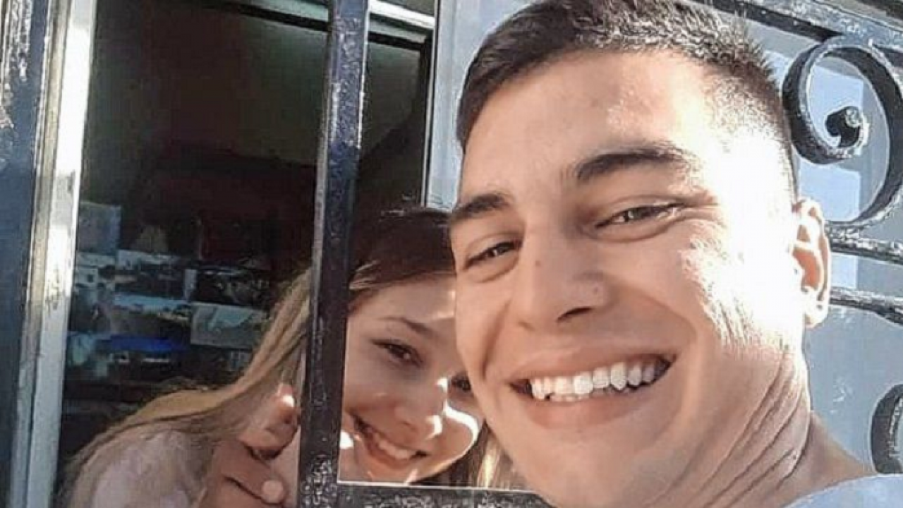 Amor tras las rejas: Nahir Galarza ya no oculta su romance con el hijo de  un narco – Negocios & Política